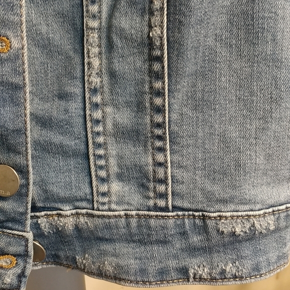 Distressed Jean Vest - Picture 8 of 11